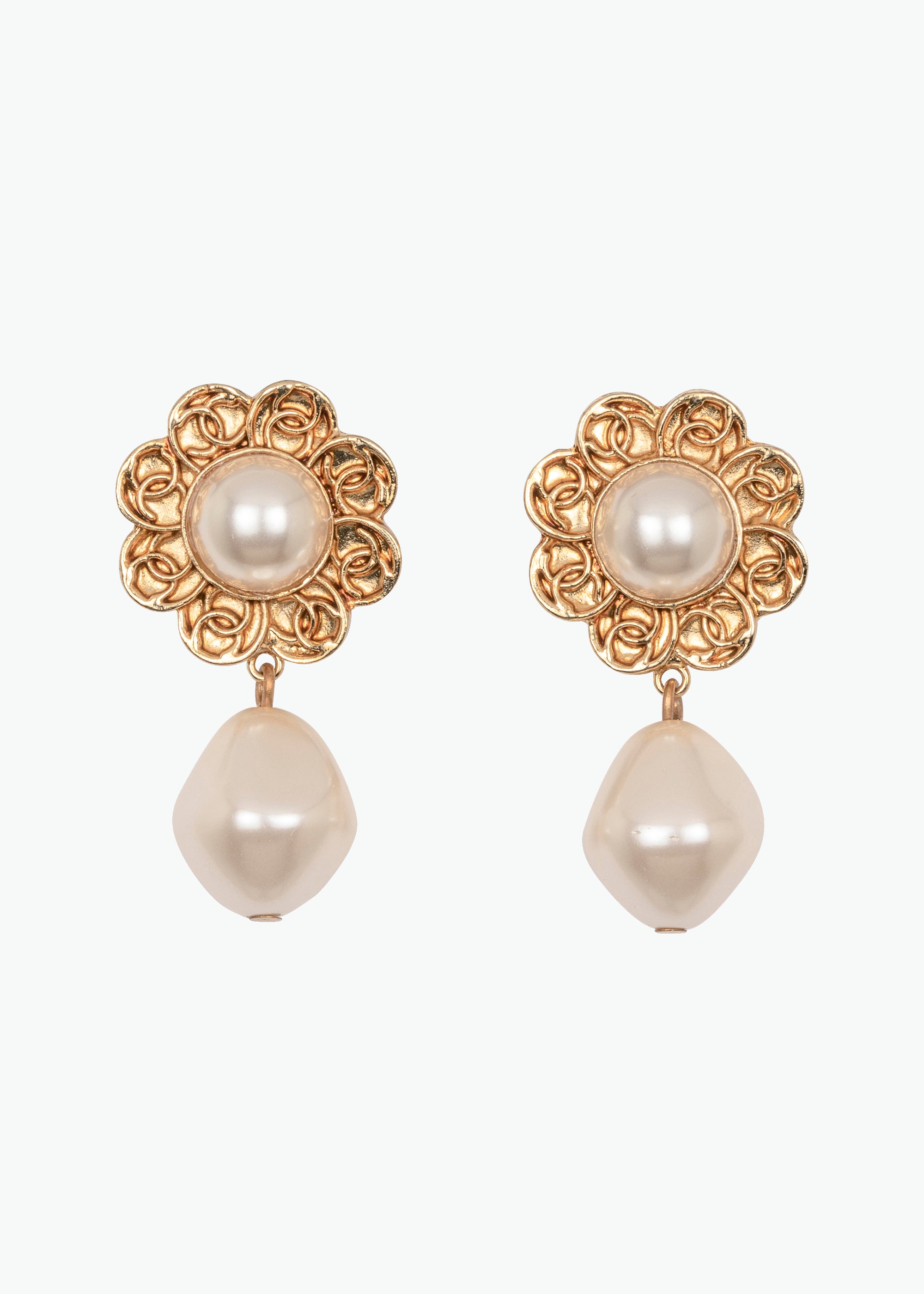 Pretty Girl Pearl Earrings – Sheryl Heading Designs